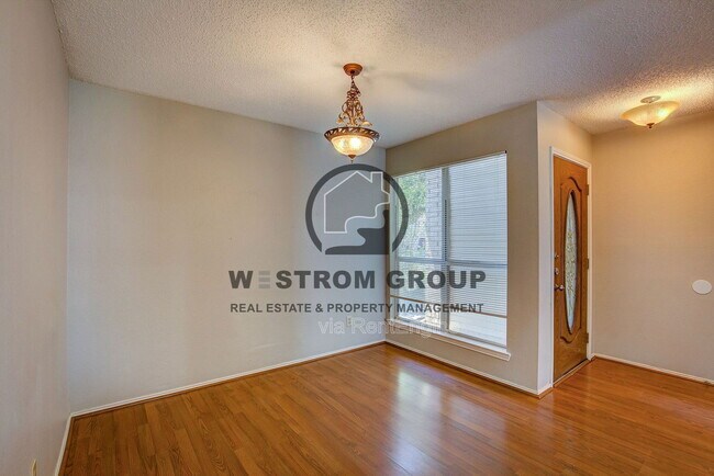 Building Photo - 8533 Brushy Creek Trail