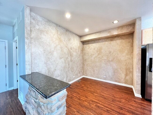 Building Photo - 2936 Kentshire Cir