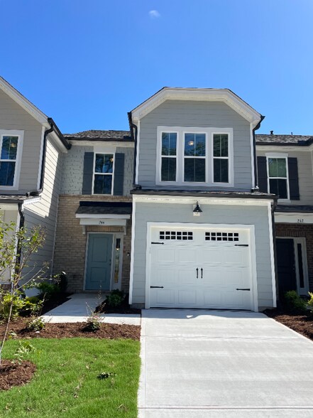 Primary Photo - 244 Broomside Ave