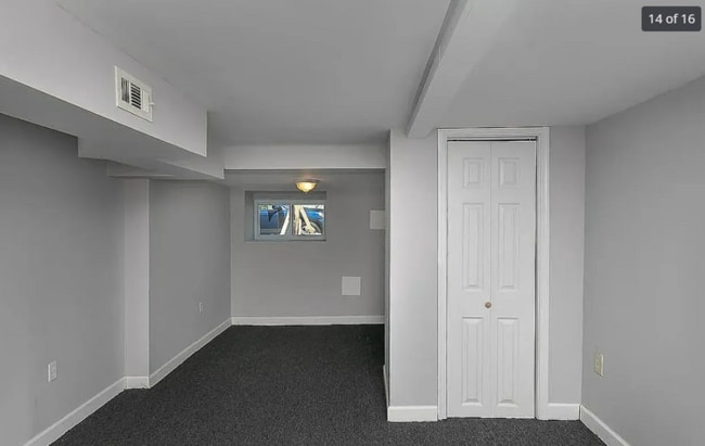 Building Photo - 4 Bedroom 3 Bathroom Home