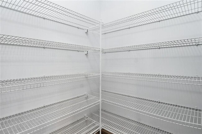 Building Photo - 113 Greenbrier Way