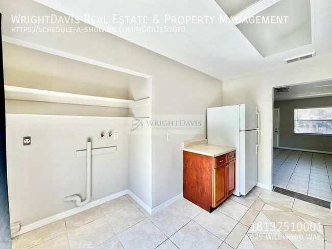 Building Photo - 629 Wildwood Way