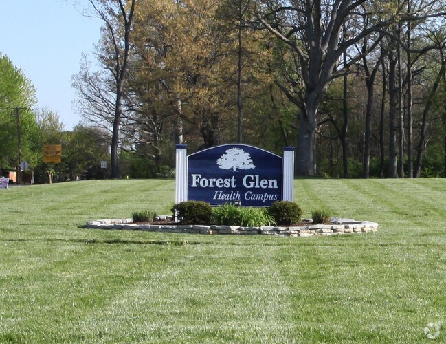 Building Photo - Forest Glen Health Campus