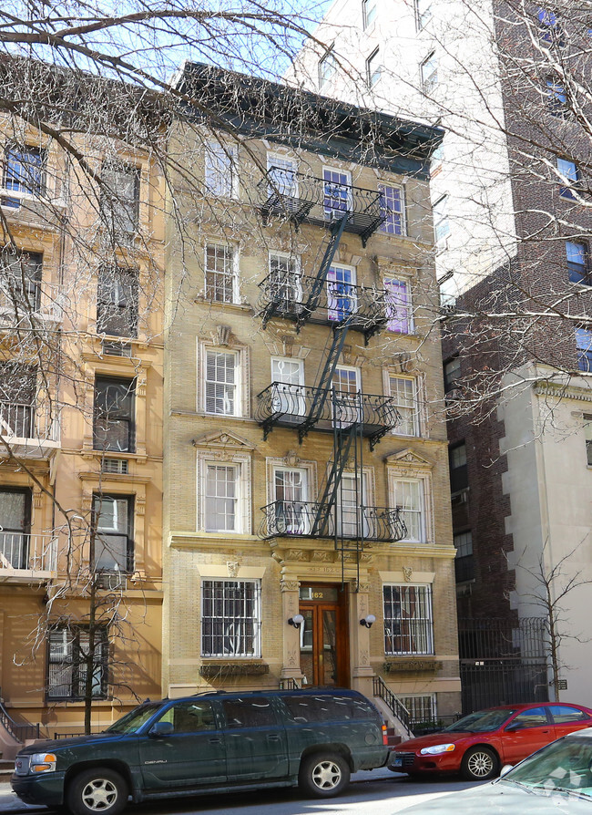 Building Photo - 162 East 90th Street