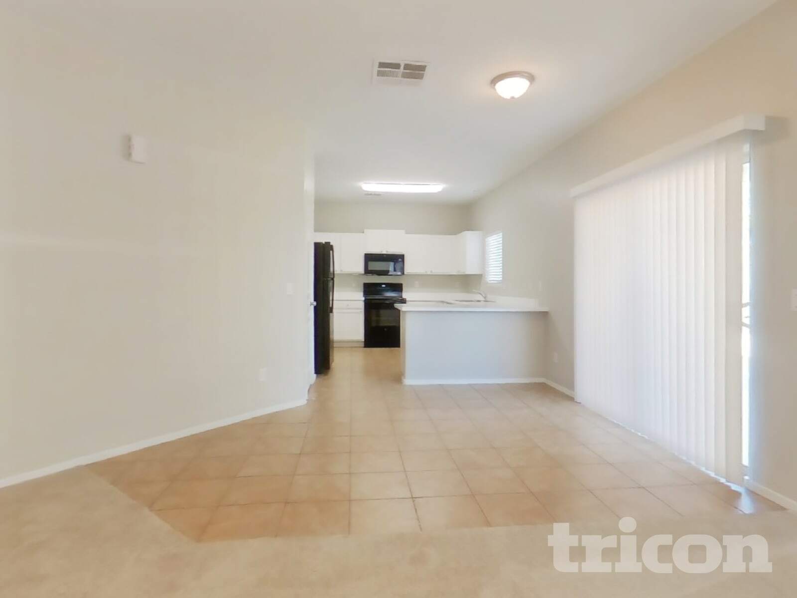 Building Photo - 11418 W Mountain View Dr