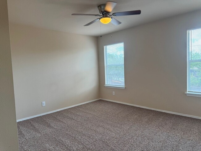 Building Photo - 9061 Clearwood Pth