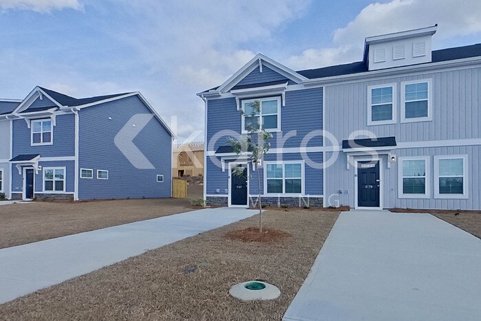 Building Photo - 2167 Banyon Cir