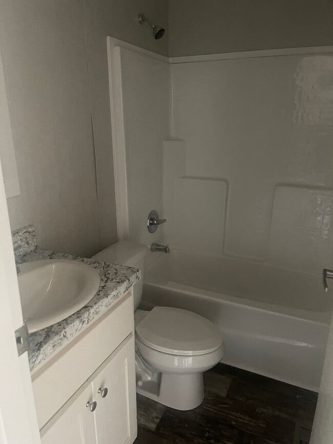 Building Photo - Luxury 3 Bedroom/ 2 Bath Mobile Home