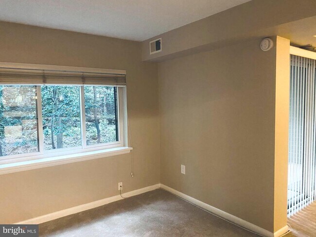 Building Photo - 11723 Karbon Hill Ct