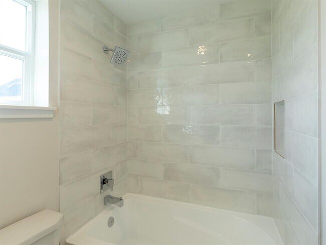 Building Photo - 3821 N Braeswood Blvd