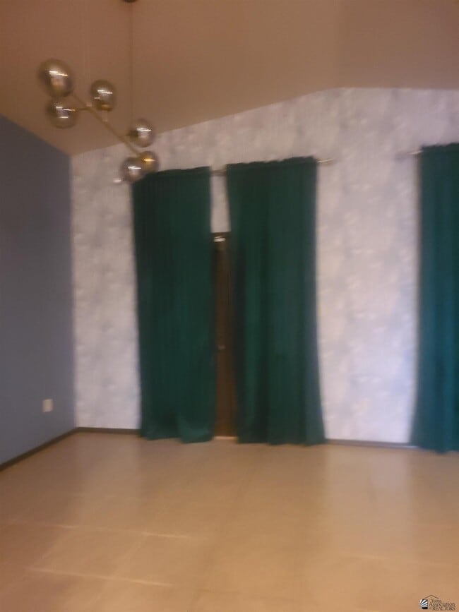 Building Photo - 1445 E San Luis Ln