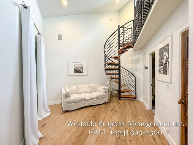 Building Photo - 1615 Marmont Ave