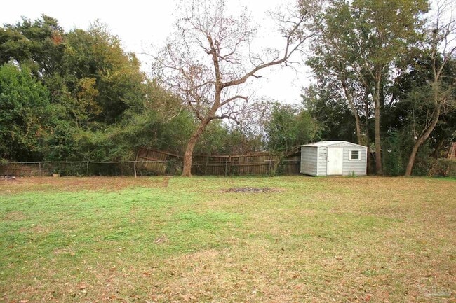 Building Photo - 7608 Wilshire Rd