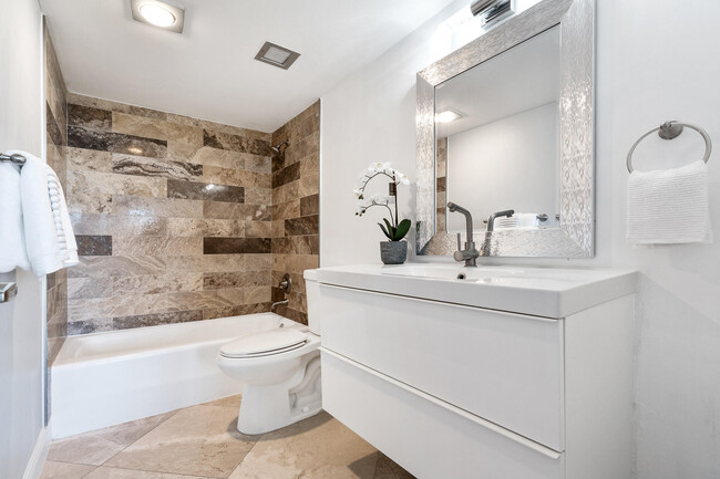 Building Photo - 2425 Presidential 902 Way