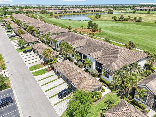 Building Photo - 5528 Palmer Cir