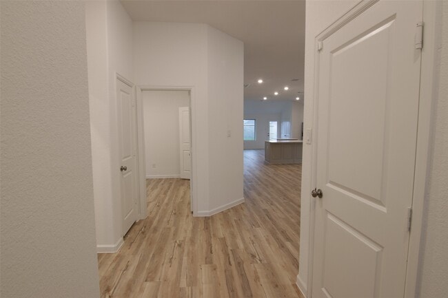 Building Photo - 2511 Chestnut Oak Cir