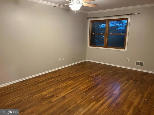 Building Photo - 1231 Country Mill Dr