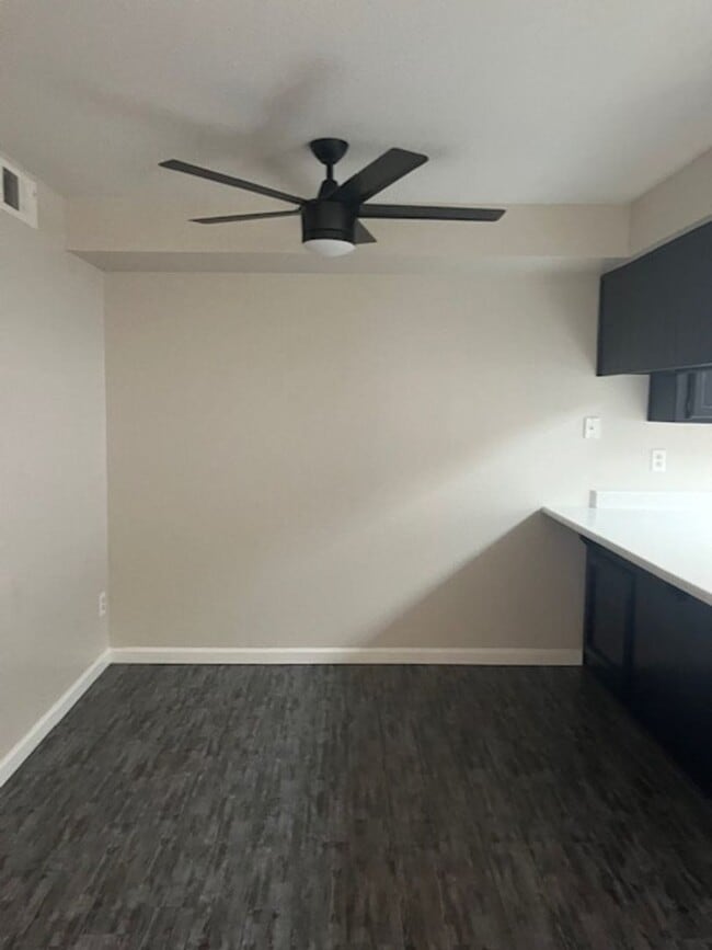 Building Photo - HW-817