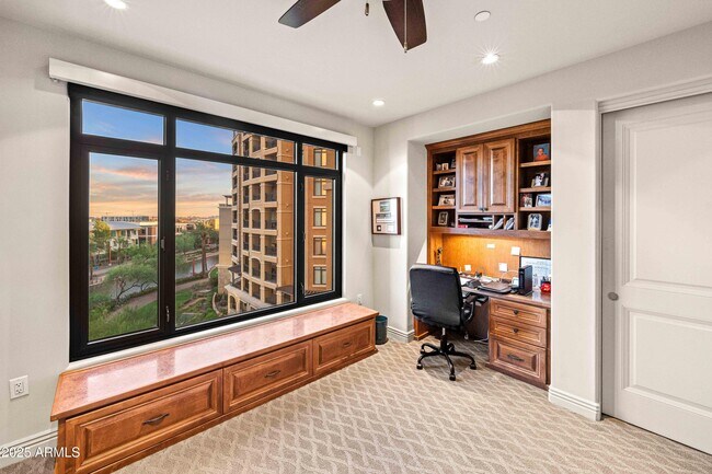 Building Photo - 7181 E Camelback Rd