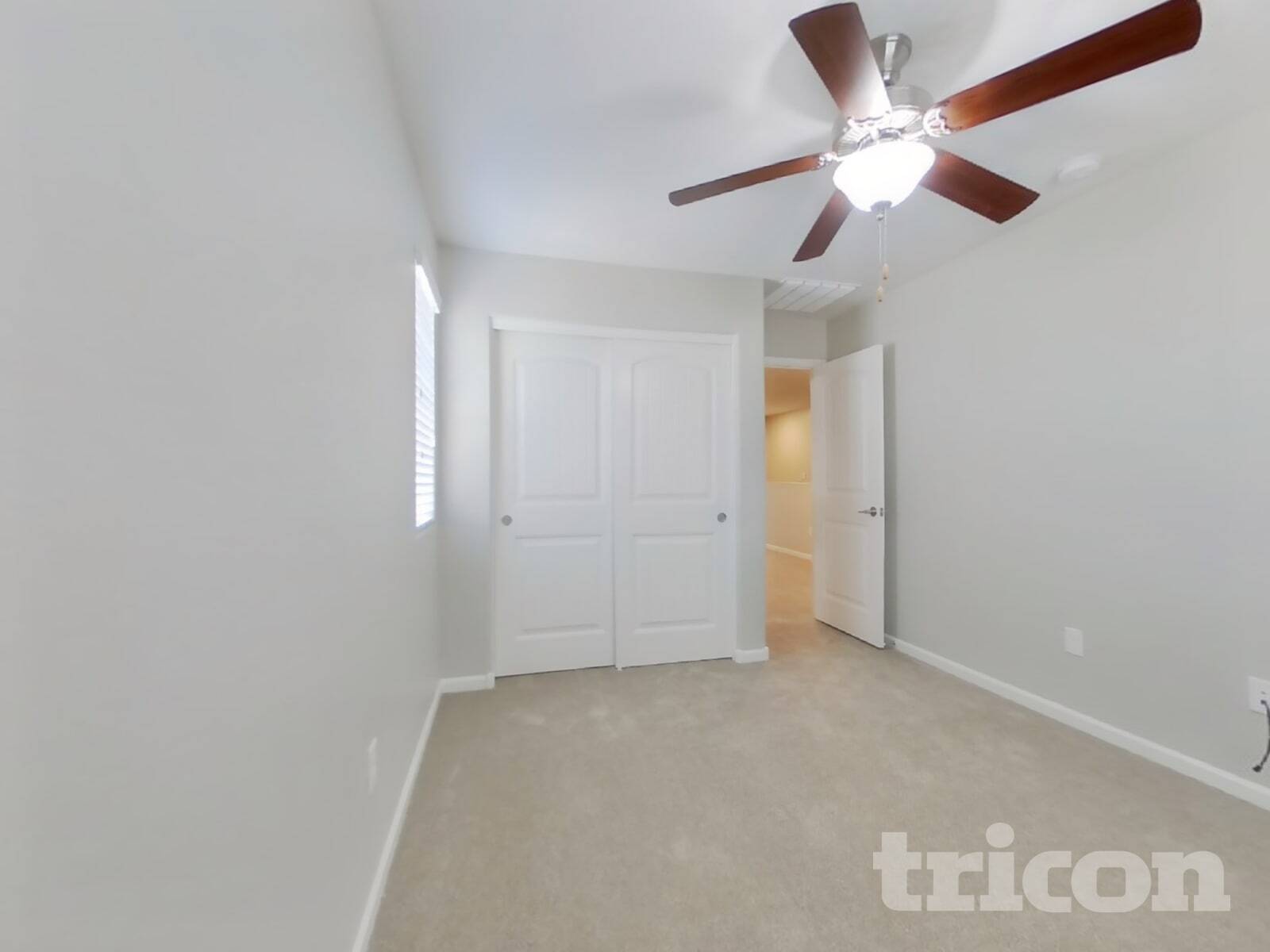 Building Photo - 12546 W Hummingbird Terrace