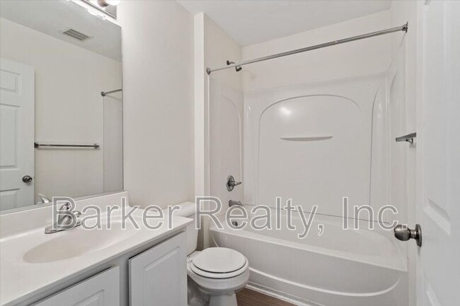Building Photo - 11731 Mezzanine Dr