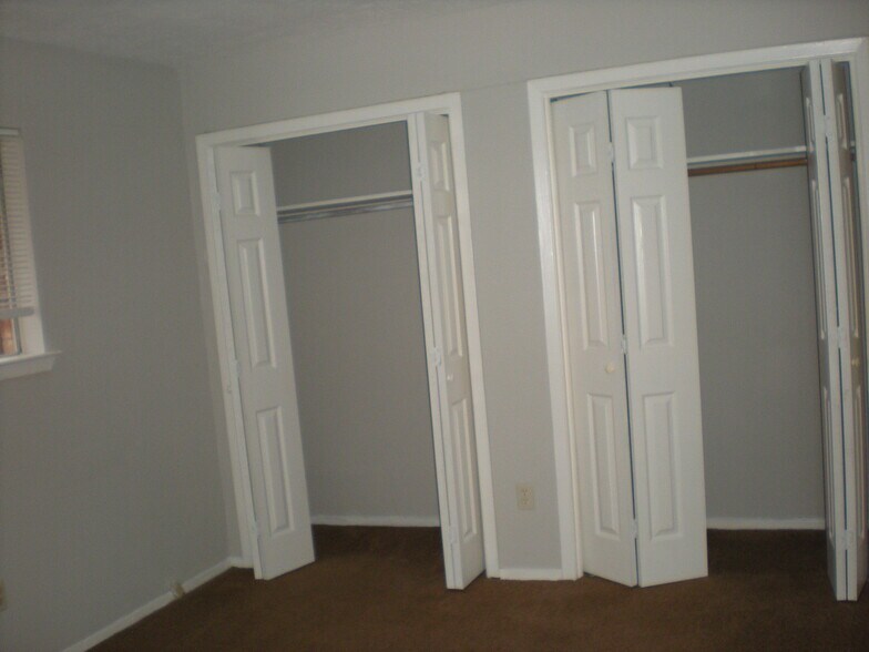 Building Photo - 5306 Prairie Ridge Rd