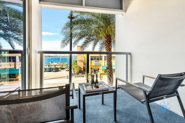 Building Photo - 777 N Ocean Dr