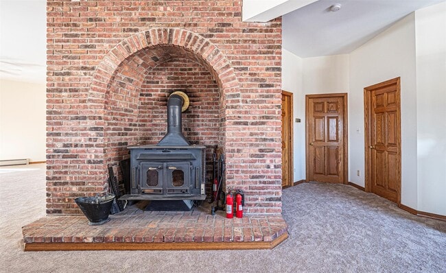 Building Photo - 16 Forino Ln