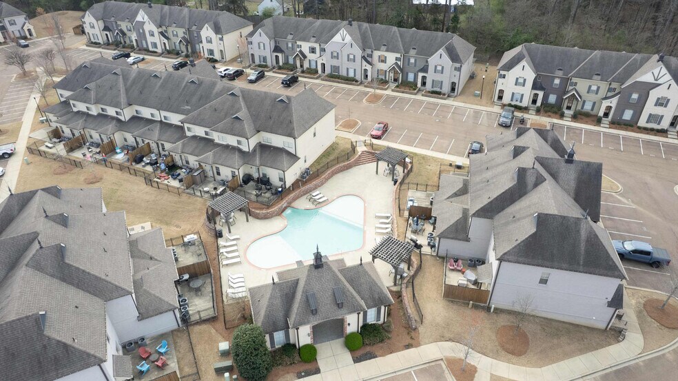 Building Photo - 3001 Old Taylor Rd