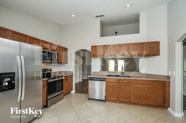 Building Photo - 5203 Ashwood Dr