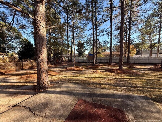 Building Photo - 323 Cadmium Ct