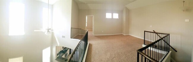 Building Photo - 13400 Briarwick Dr