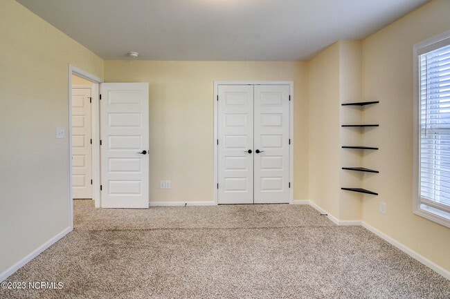 Building Photo - 262 Independence Blvd