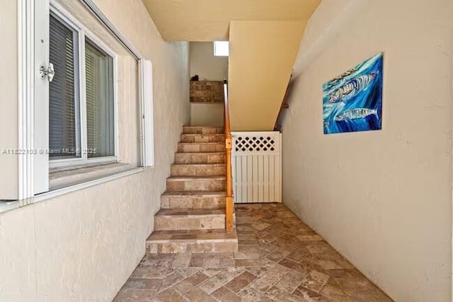Building Photo - 201 Wildwood Cir