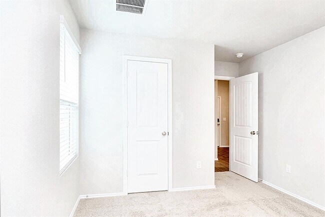 Building Photo - 5901 Xene Dr