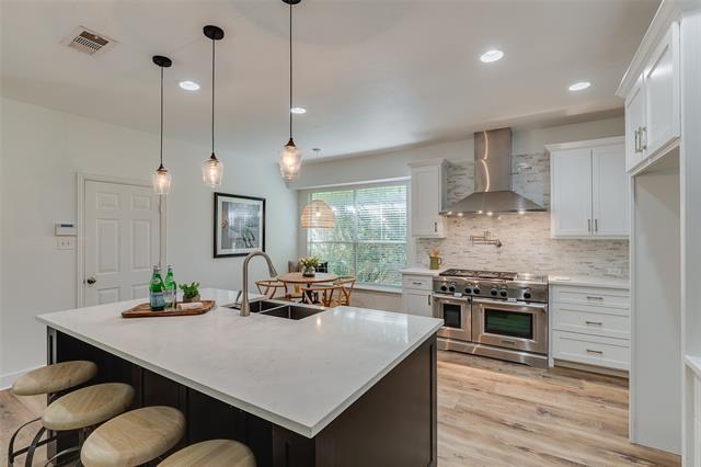 Building Photo - 4411 Voyager Dr