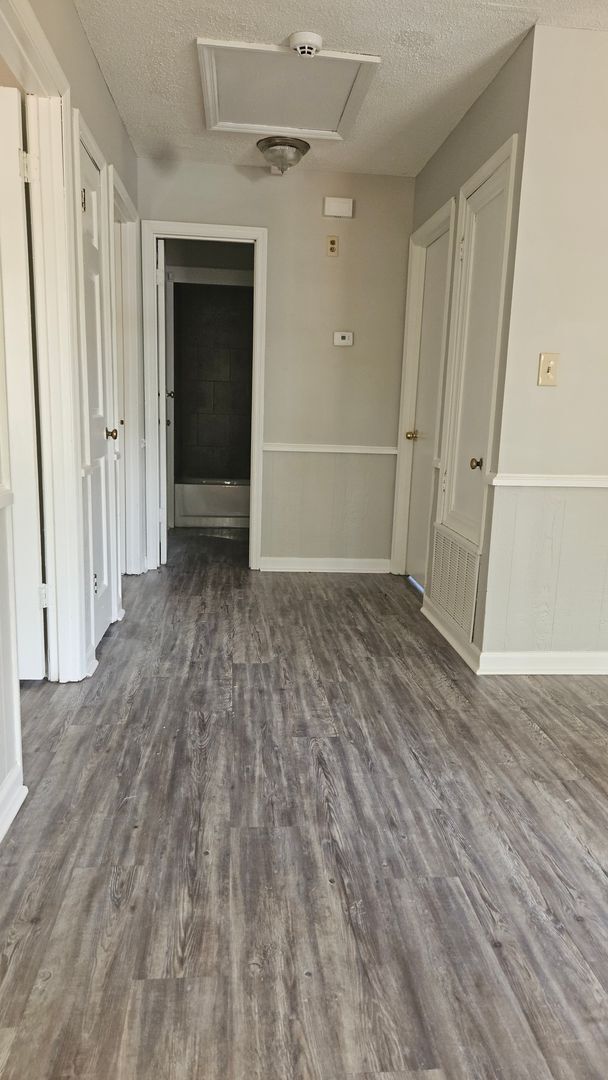 Building Photo - Catalina Beach Estates