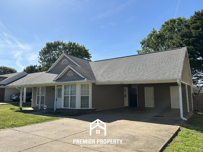 Building Photo - Cozy 3BR/1.5BA Horn Lake Home | Vaulted Ceilings & Bay Window Kitchen
