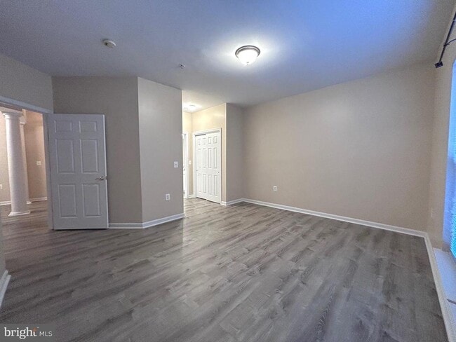 Building Photo - 2921 Deer Hollow Way