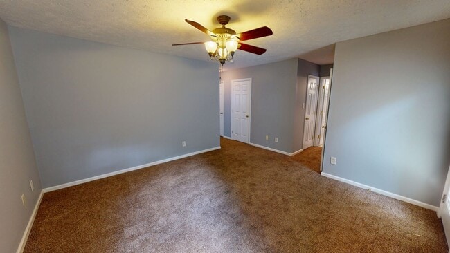 Building Photo - 3 Bedroom Ranch with Bonus Room in Gated Community & Jack Britt School District!