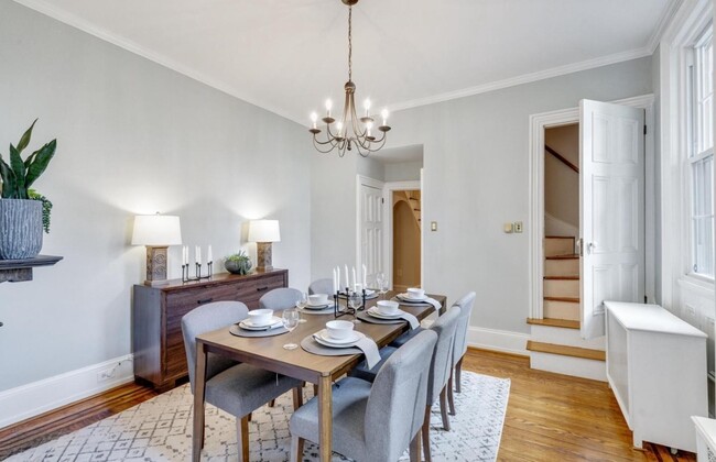 dining room - 5029 Morris St