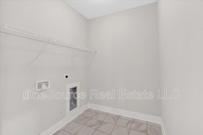Building Photo - 4444 Sullivan Rd SW