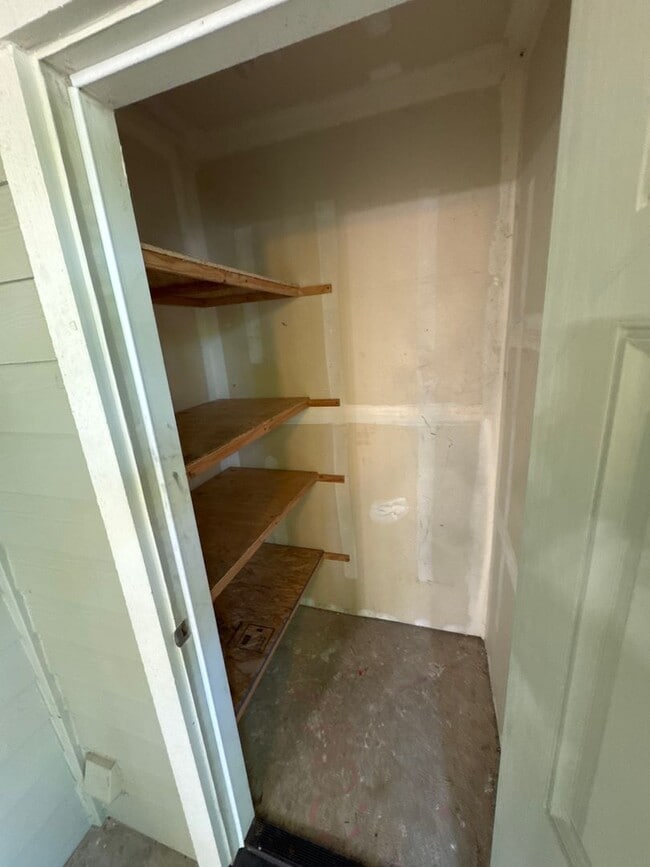 Building Photo - Beautiful 1 Bedroom 1 Bath Condo Located in Grand Oaks!