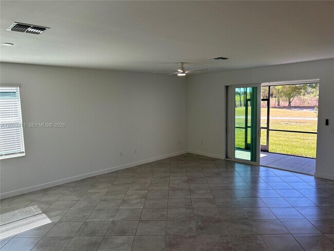 Building Photo - 20483 Copperhead Dr