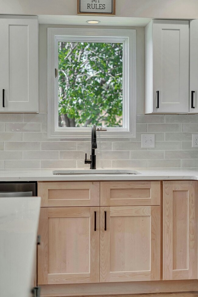 Building Photo - 5171 W Partridge Ln