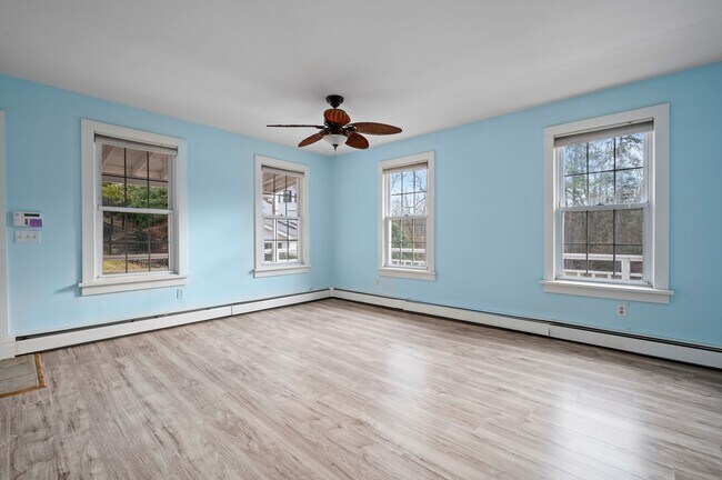 Building Photo - Beautiful 4 Bedroom 3.5 Bathroom Home On Quiet Tree-Lined Street In Millwood.