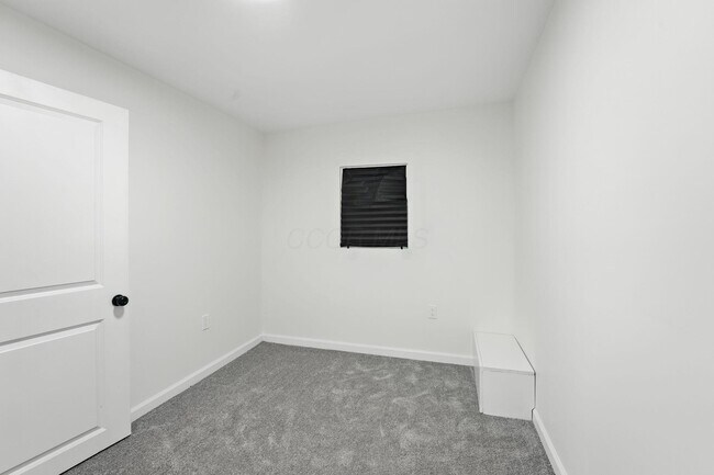 Building Photo - 354 Fernhill Ave