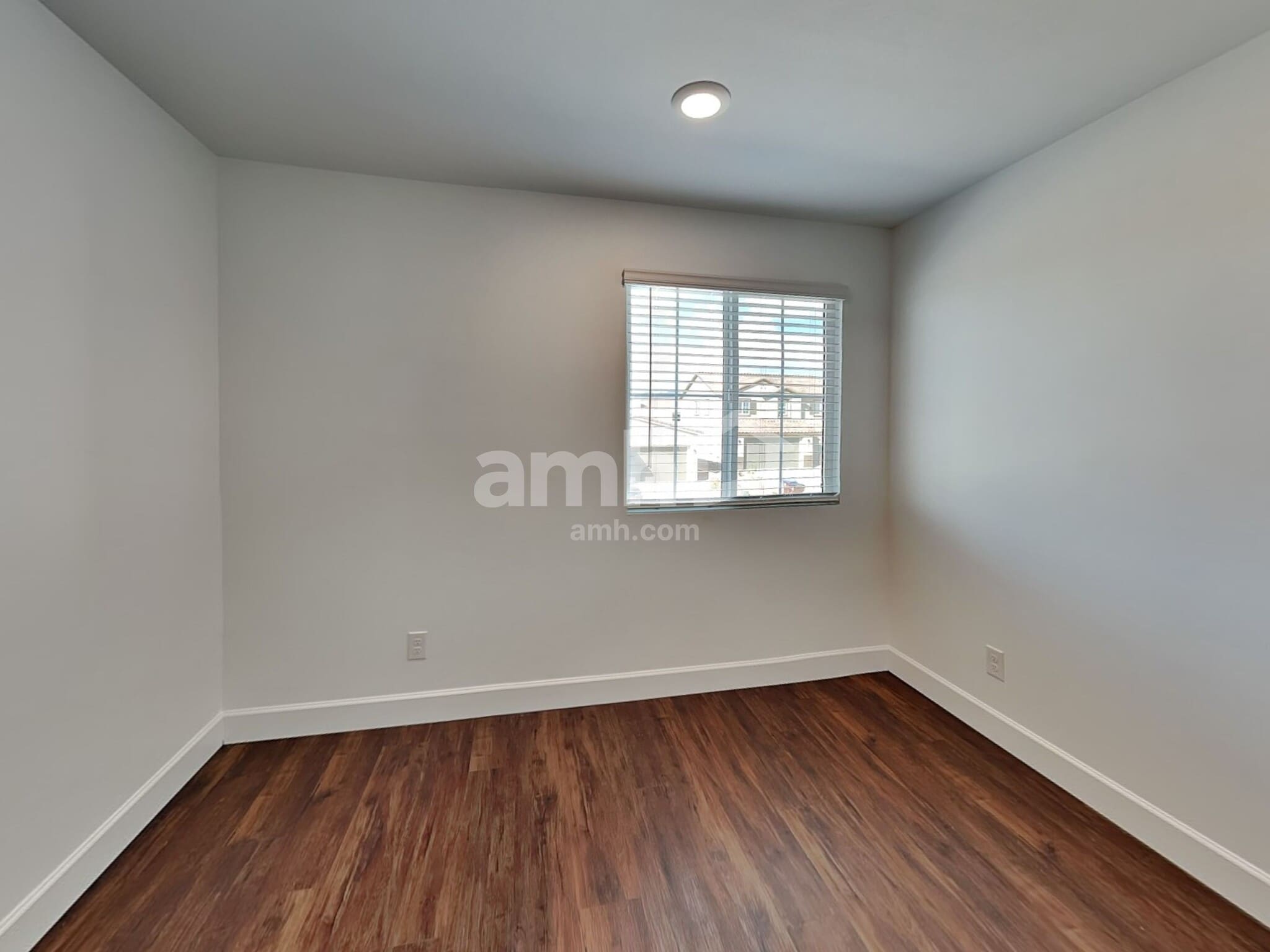 Building Photo - 6127 W Calle Bilboa