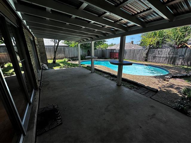 Building Photo - 7215 Cutter Mill Dr