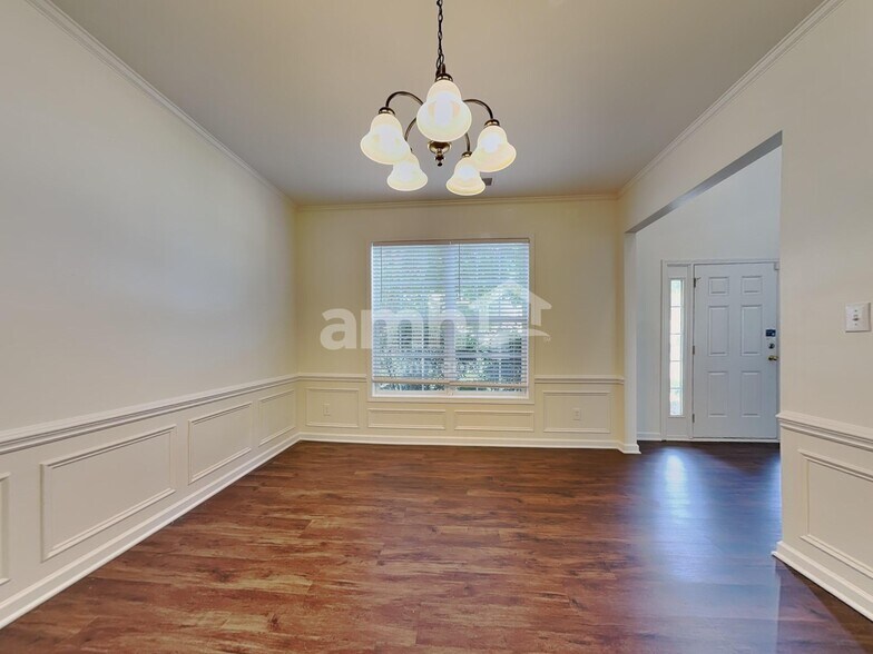Building Photo - 4544 Fairport Ct